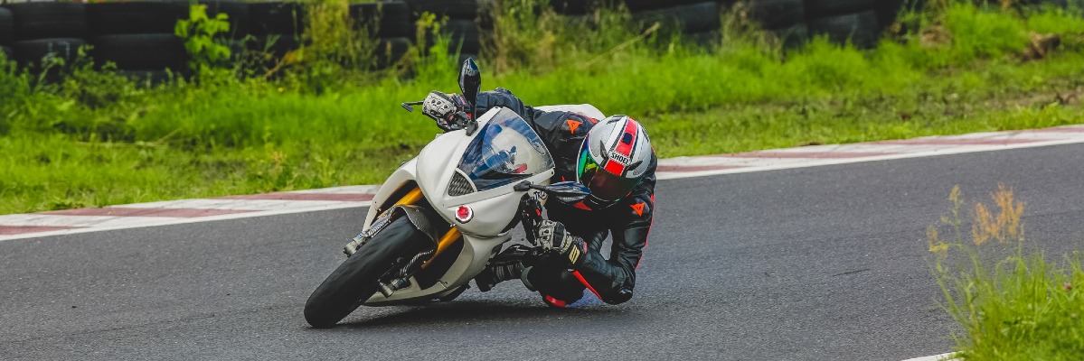 JUST RIDE PRO Sp. z o.o. baner